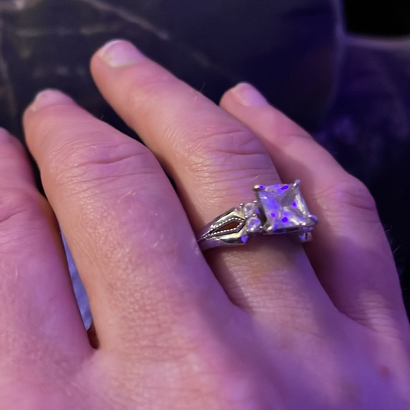 Beautiful 925 sterling silver ring - Picture 2 of 6